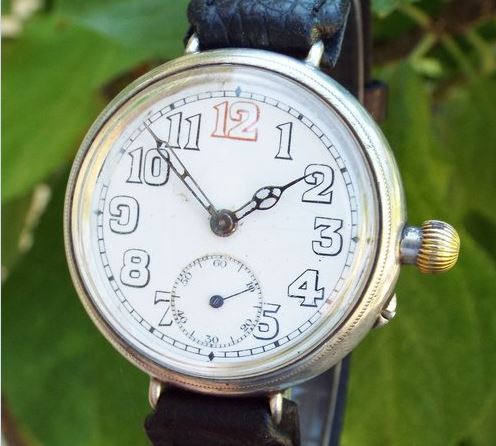 Borgel trench watch with an FHF movement.