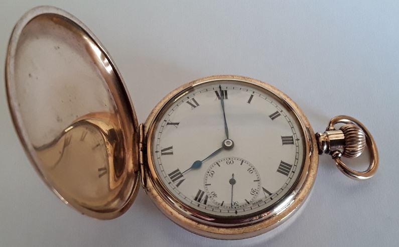 Image of a hunter cased pocket watch. Link to a Criterion pocket watch, c1910.